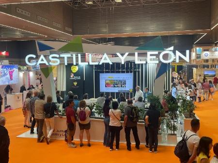 Imagen La provincia de Segovia se despliega en la Feria Expovacaciones Bilbao 2025 como un lugar para “soñar y vivir”